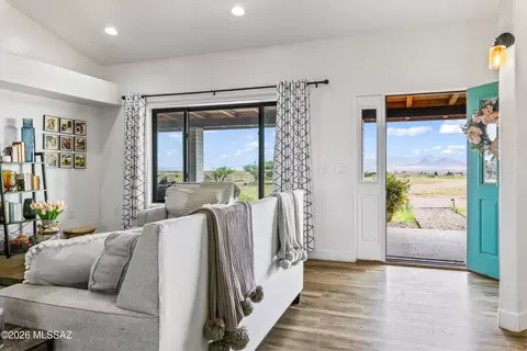 Entry Way - 42 Fairview Ln, Elgin, AZ 85611 photo 1 of 3