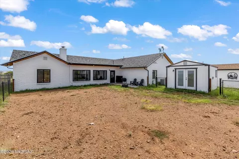 Exterior - 42 Fairview Ln, Elgin, AZ 85611 photo 5 of 12