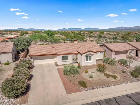 1858 W Placita De Agosto, Green Valley, AZ 85622