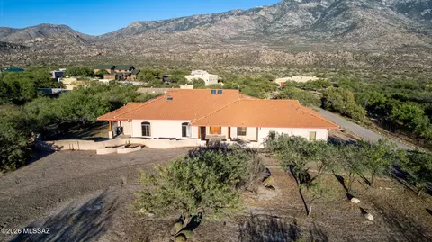 15660 N Pharlap Rd, Tucson, AZ 85739