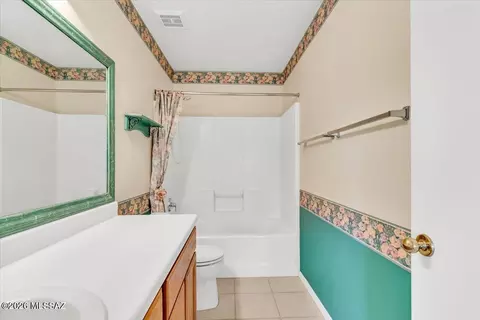 Bath - 10009 E Moonstruck Way, Tucson, AZ 85747 photo 3 of 3