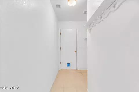 Entry Way - 10009 E Moonstruck Way, Tucson, AZ 85747 photo 1 of 1