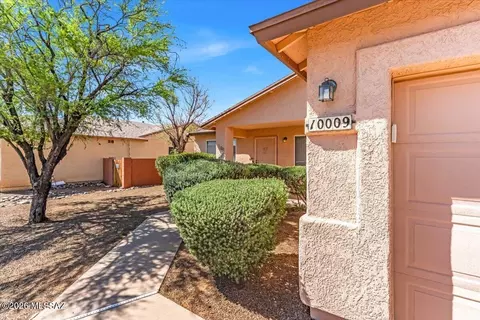 Exterior - 10009 E Moonstruck Way, Tucson, AZ 85747 photo 2 of 7