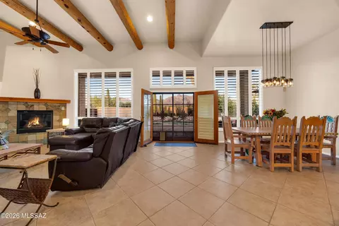 Dining - 650 E Agave Dr, Tucson, AZ 85704 photo 1 of 5