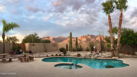 Exterior - 650 E Agave Dr, Tucson, AZ 85704 photo 4 of 8