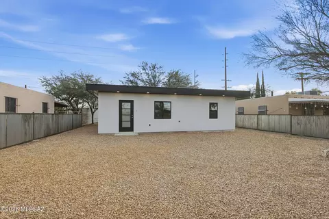 2208 E 19th St, Tucson, AZ 85719