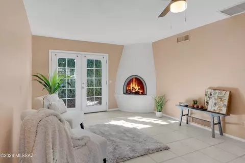 9111 N Oracle Rd # 162, Oro Valley, AZ 85704