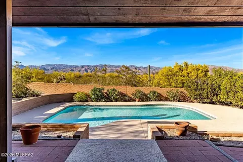 Exterior - 11625 E Timrod St, Tucson, AZ 85748 photo 3 of 4