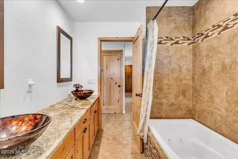 Bath - 11625 E Timrod St, Tucson, AZ 85748 photo 2 of 5