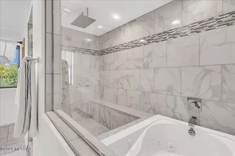 Bath - 11625 E Timrod St, Tucson, AZ 85748 photo 3 of 5