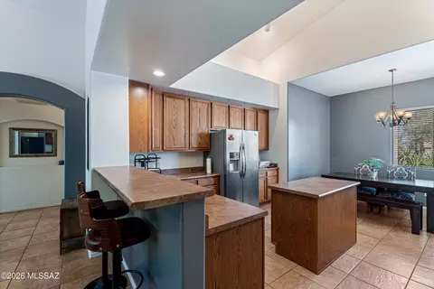 Kitchen - 10520 E Bishop Ln, Vail, AZ 85641 photo 1 of 6
