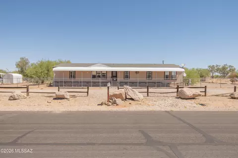 16840 W Jaguar Ln, Marana, AZ 85653