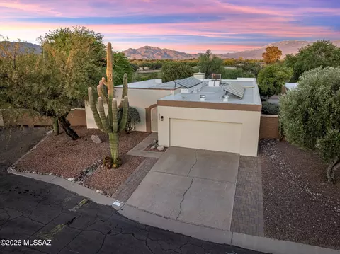 1956 N Ranch Dr, Tucson, AZ 85715