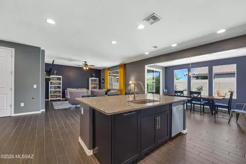 3518 W Tiana Ct, Tucson, AZ 85742