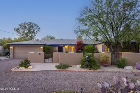 15 E Calle Encanto, Tucson, AZ 85716