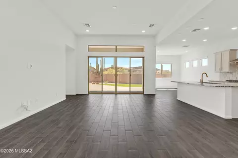 14776 N Blue Juniper Ln, Marana, AZ 85658