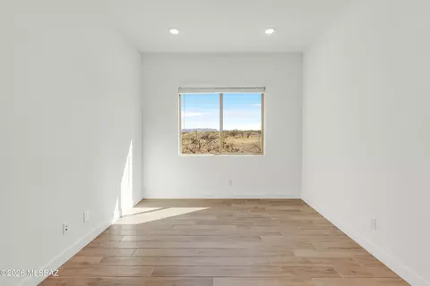 Bedroom - 15062 E Sands Ranch Rd, Vail, AZ 85641 photo 4 of 4