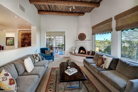 6031 E Country Club Vista Dr, Tucson, AZ 85750