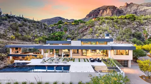 3569 E Secret Canyon Pl, Tucson, AZ 85718