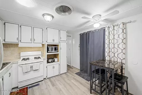 5000 E Grant Rd #46, Tucson, AZ 85712 photo 12