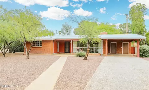 2549 E Richards Pl, Tucson, AZ 85716