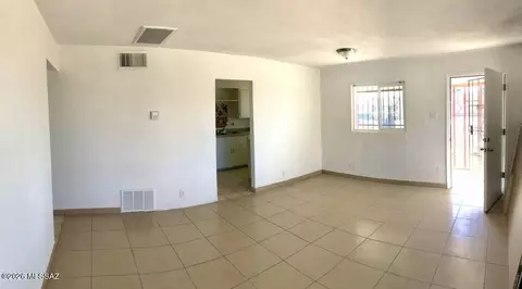 2025-2027 E Monterey Vis, Tucson, AZ 85713