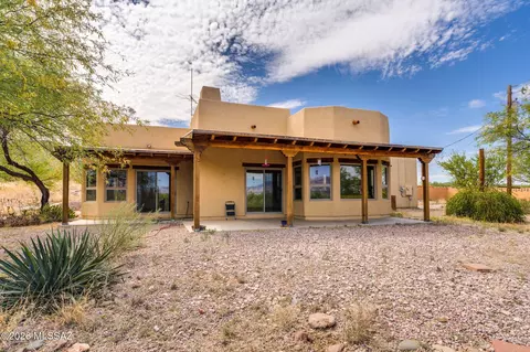 2002 E Frontage Rd, Tumacacori, AZ 85640