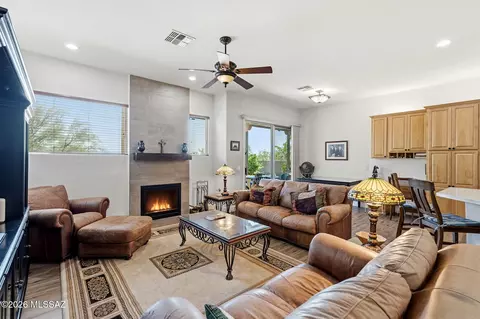 Living - 13834 E Red Hawk Sky Trl, Vail, AZ 85641 photo 4 of 6
