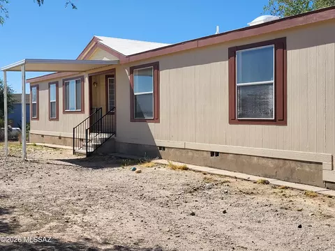 9484 S Tewa Trl, Vail, AZ 85641