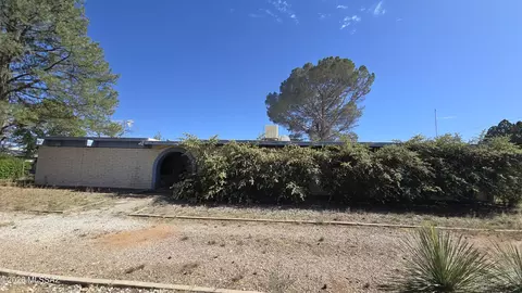 1110 E Justin St, Pearce, AZ 85625