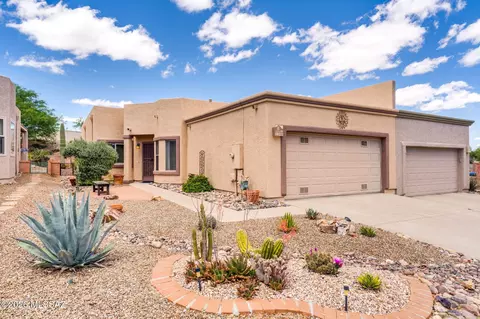 2340 S Orchard View Dr, Green Valley, AZ 85614