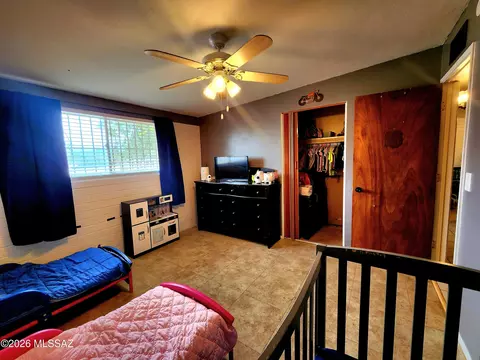 Bedroom - 7477 E Desert Spring Dr, Tucson, AZ 85730 photo 5 of 8