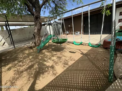 Exterior - 7477 E Desert Spring Dr, Tucson, AZ 85730 photo 5 of 9