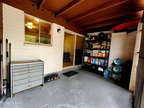 Exterior - 7477 E Desert Spring Dr, Tucson, AZ 85730 photo 3 of 9