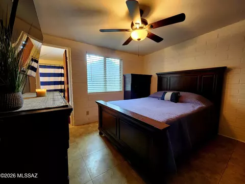Bedroom - 7477 E Desert Spring Dr, Tucson, AZ 85730 photo 2 of 8