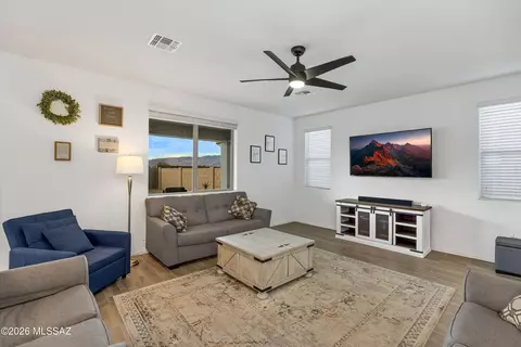 Living - 12077 E Bohlman Dr, Vail, AZ 85641 photo 2 of 2