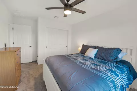 Bedroom - 12077 E Bohlman Dr, Vail, AZ 85641 photo 4 of 9