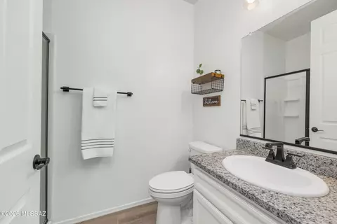 Bath - 12077 E Bohlman Dr, Vail, AZ 85641 photo 1 of 4