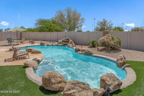 22205 E Statehood Ln, Red Rock, AZ 85145