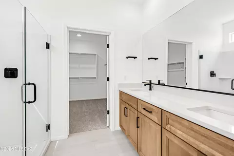 Bath - 13982 E Lagomorpha Pl, Vail, AZ 85641 photo 1 of 1