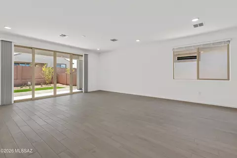 Living - 13962 E Lagomorpha Pl, Vail, AZ 85641 photo 3 of 3