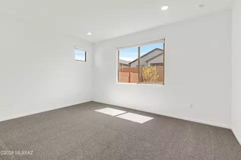 Bedroom - 13962 E Lagomorpha Pl, Vail, AZ 85641 photo 2 of 2