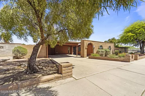 2942 W Vermont St, Tucson, AZ 85746