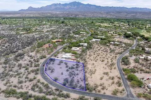 2311 Balderrain Ln, Tubac, AZ 85646