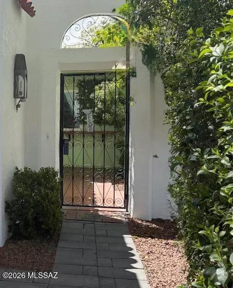 4840 E Fort Lowell Rd #A, Tucson, AZ 85712