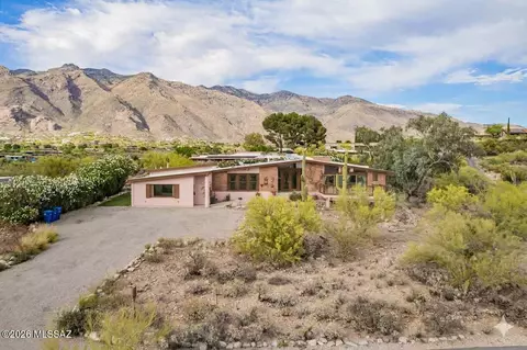 5965 N Placita Esquina, Tucson, AZ 85718