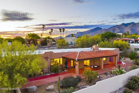5102 N Camino De La Cumbre, Tucson, AZ 85750