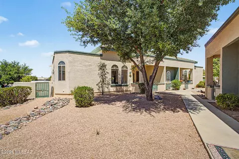 2423 W Via Di Silvio, Tucson, AZ 85741