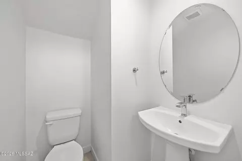 Bath - 1175 E Gerring St, Tucson, AZ 85713 photo 1 of 1