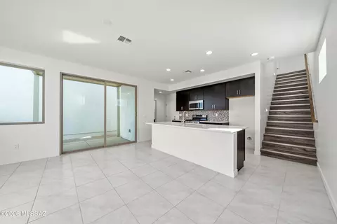 Kitchen - 1187 E Gerring St, Tucson, AZ 85713 photo 1 of 6